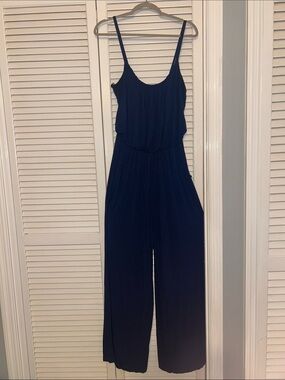 Gilli Navy Sleeveless Wide-Leg Jumpsuit